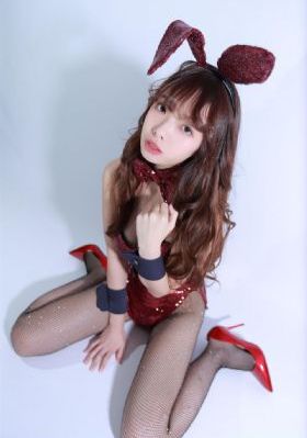 少妇春色无码_迅雷极速版下载